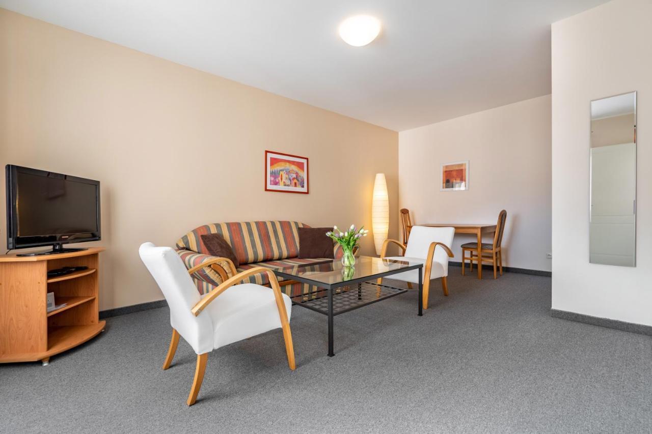 Apartma La Provence Mariańskie Łaźnie Zewnętrze zdjęcie