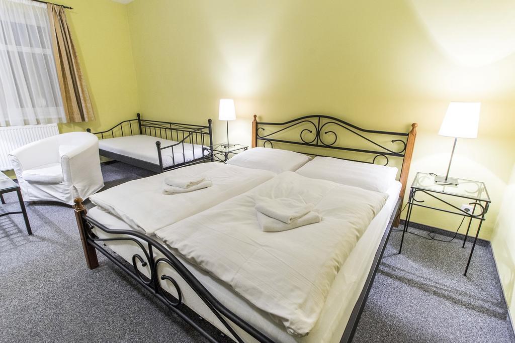Apartma La Provence Mariańskie Łaźnie Zewnętrze zdjęcie