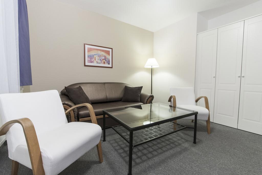 Apartma La Provence Mariańskie Łaźnie Zewnętrze zdjęcie