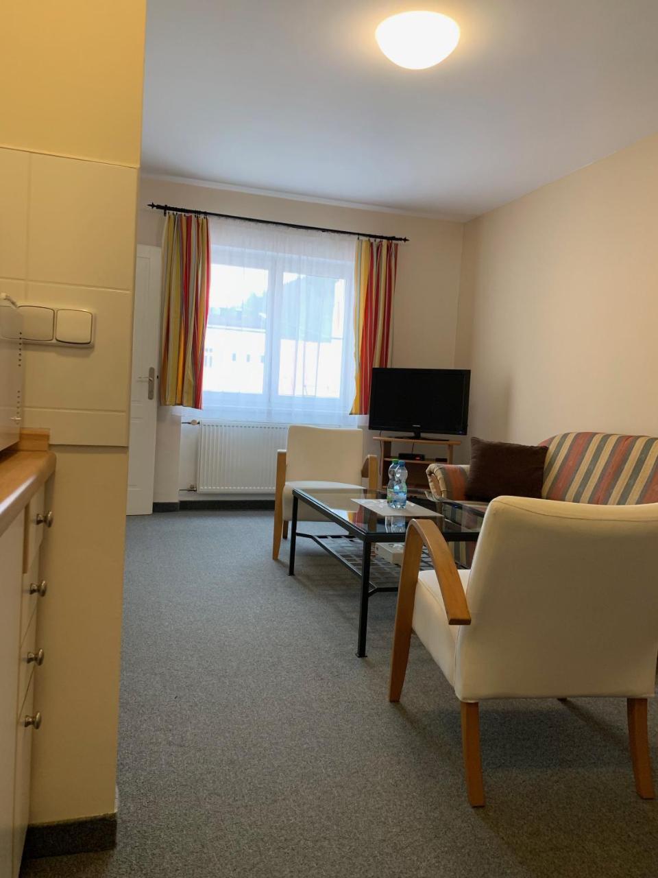 Apartma La Provence Mariańskie Łaźnie Zewnętrze zdjęcie