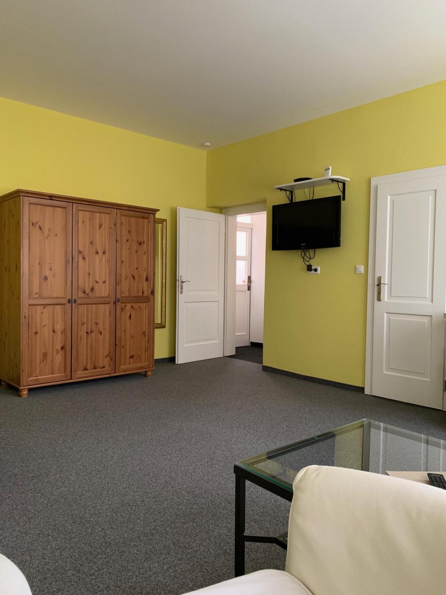Apartma La Provence Mariańskie Łaźnie Zewnętrze zdjęcie