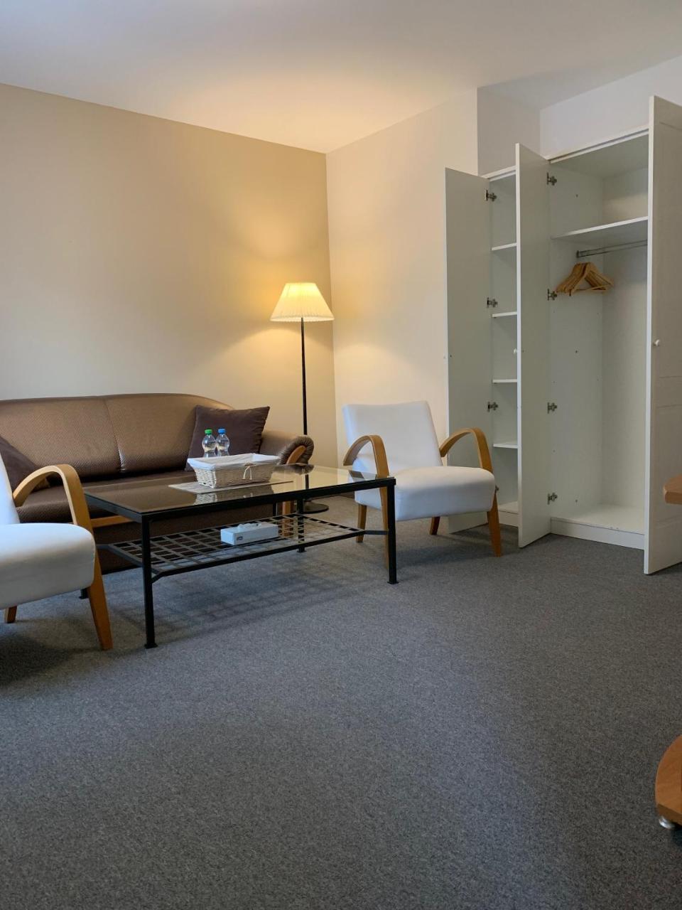 Apartma La Provence Mariańskie Łaźnie Zewnętrze zdjęcie