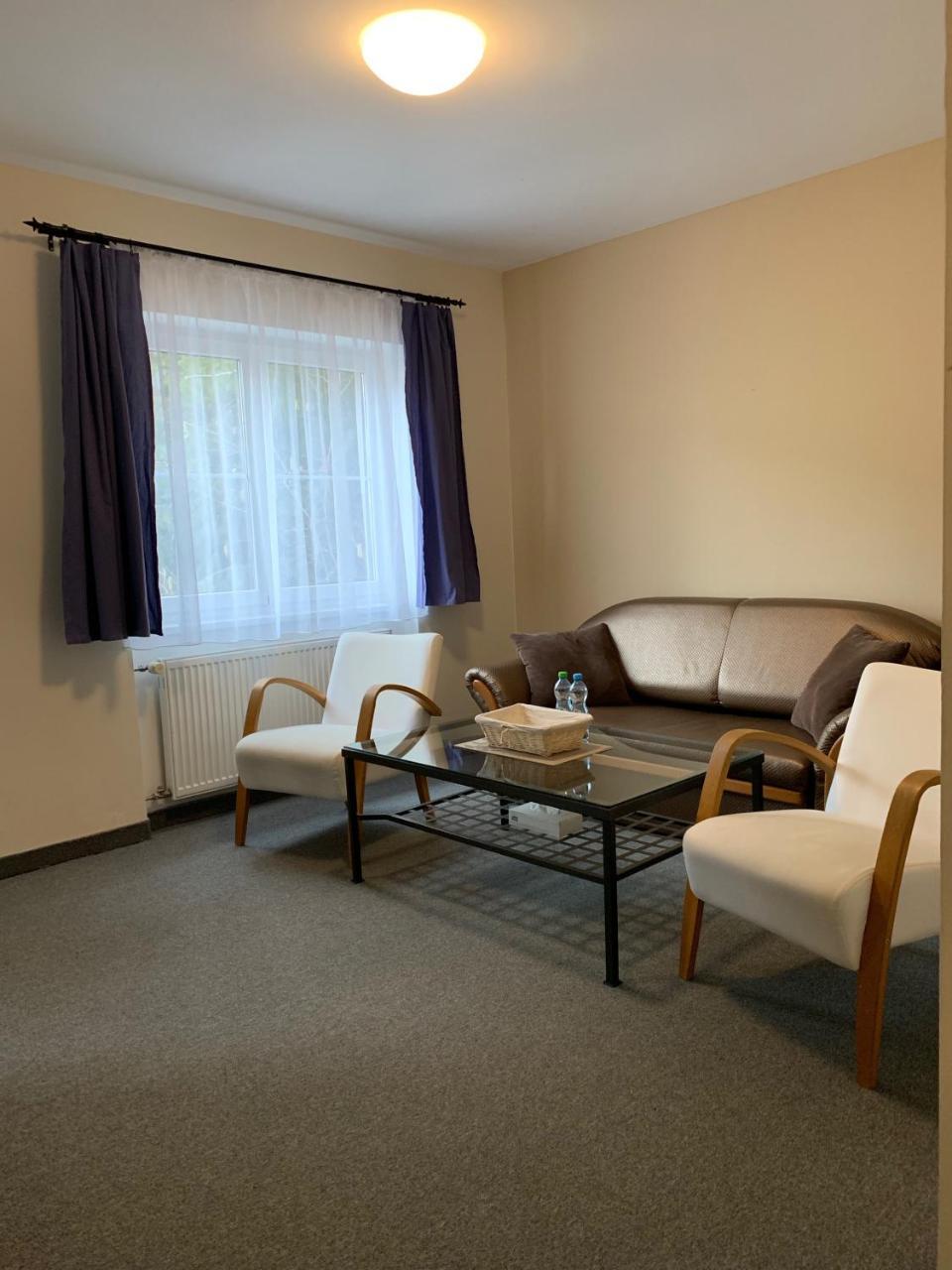 Apartma La Provence Mariańskie Łaźnie Zewnętrze zdjęcie