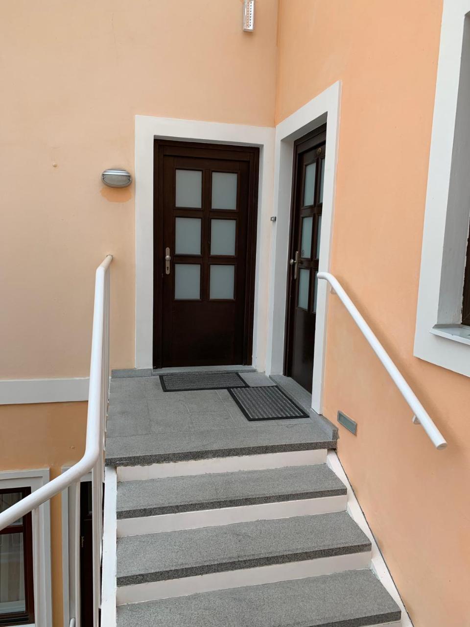 Apartma La Provence Mariańskie Łaźnie Zewnętrze zdjęcie